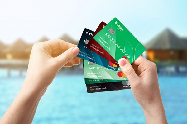phân loại thẻ tín dụng là gì