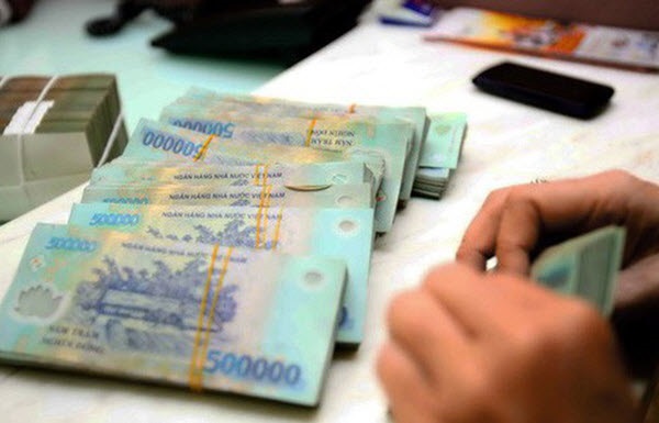 Hạn mức, lãi suất và thời gian thanh toán khi vay tiền qua thẻ ATM Vietinbank