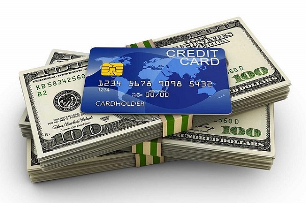 Hạn mức khoản vay, lãi suất và thời hạn khi vay tiền qua thẻ tín dụng