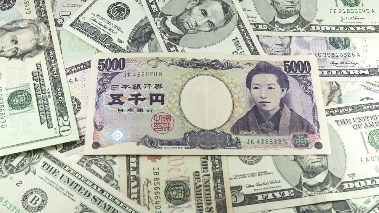 Nên đổi tiền Yên Nhật sang tiền Việt Nam ở đâu uy tín?