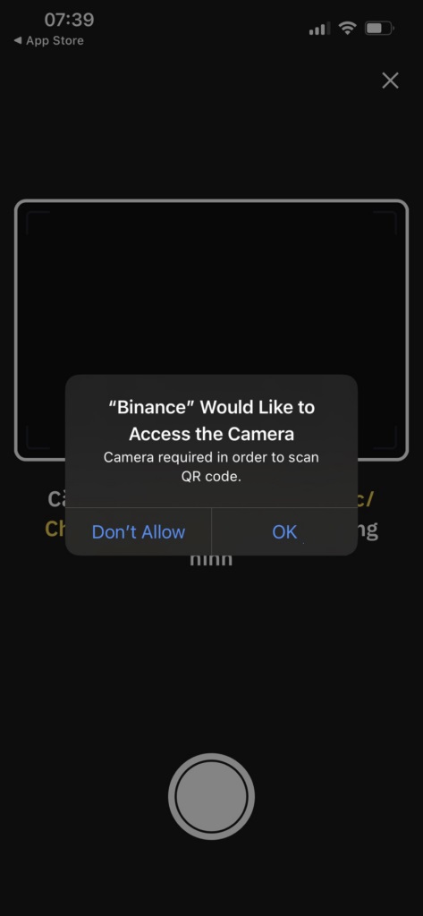 Nhấn “Ok” để cho phép Binance truy cập camera chụp ảnh giấy tờ.