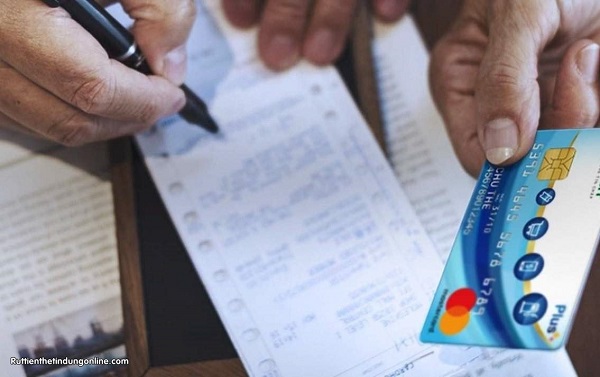 Cần lưu ý gì khi hủy thẻ tín dụng FE Credit? 