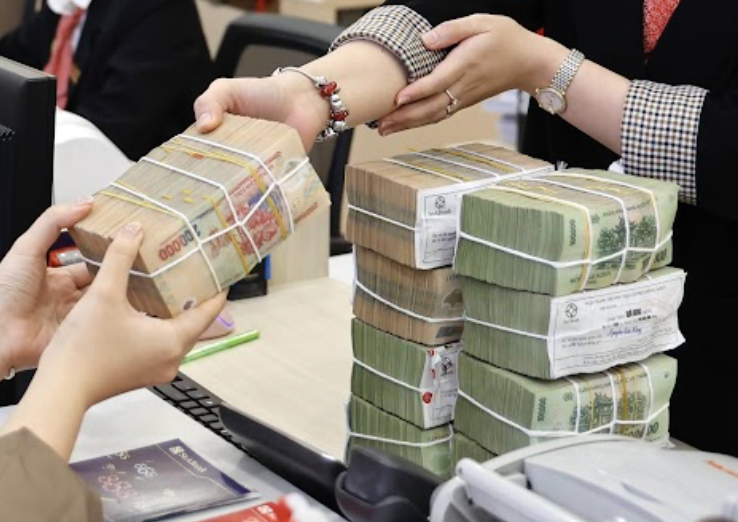 100 triệu gửi ngân hàng 1 năm lãi bao nhiêu? Bảng tính 2026 4 100 triệu nên gửi ngân hàng nào an toàn và sinh lời cao?